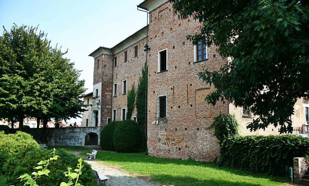Genola, castello5